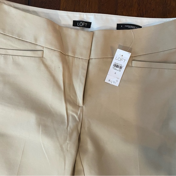 Ann Taylor Loft Marisa Bootcut Pants Beige Size 6 NWT - Picture 4 of 5
